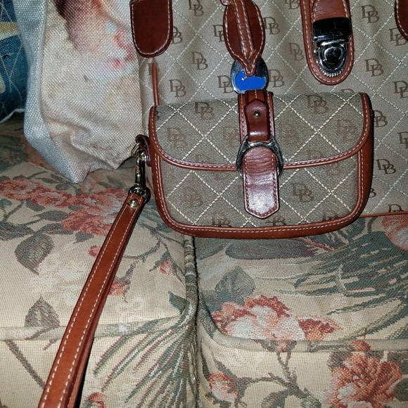 DOONEY & BOURKE set borsa tote Lexington in pelle nera grana